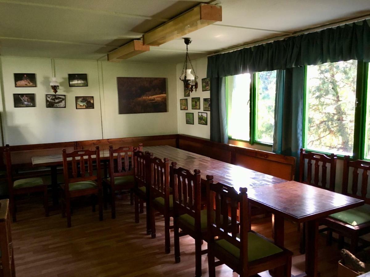 Matrai Vadaszhaz Matraterenye ภายนอก รูปภาพ